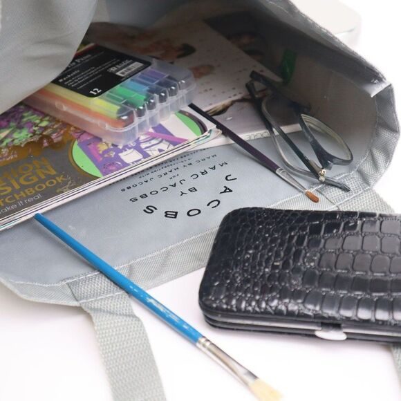 NEW Marc by Marc Jacobs SPECIAL ITEM ARTISAN Book Bag GRAY ~ GREAT GIFT - Picture 7 of 7